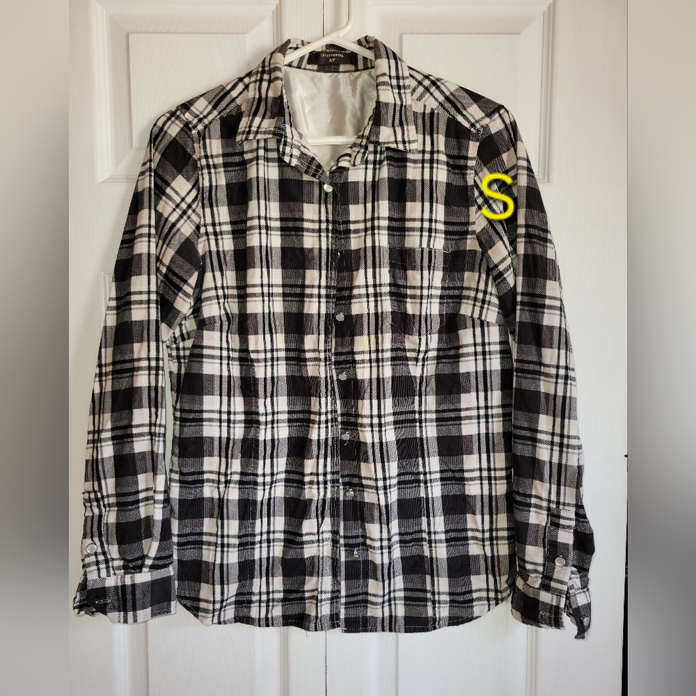 Women Black and White Plaid Shirt Size Small